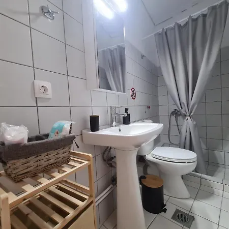 Apartament In The Heart Of The 5a Larissa